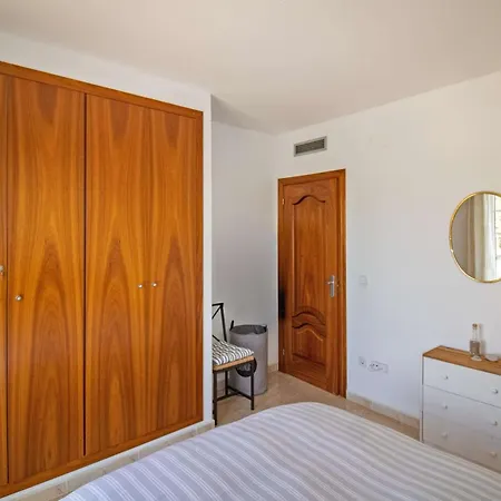 Апартаменты A 150 Metros Del Mar - Madeira *