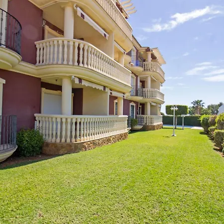 Апартаменты A 150 Metros Del Mar - Madeira *